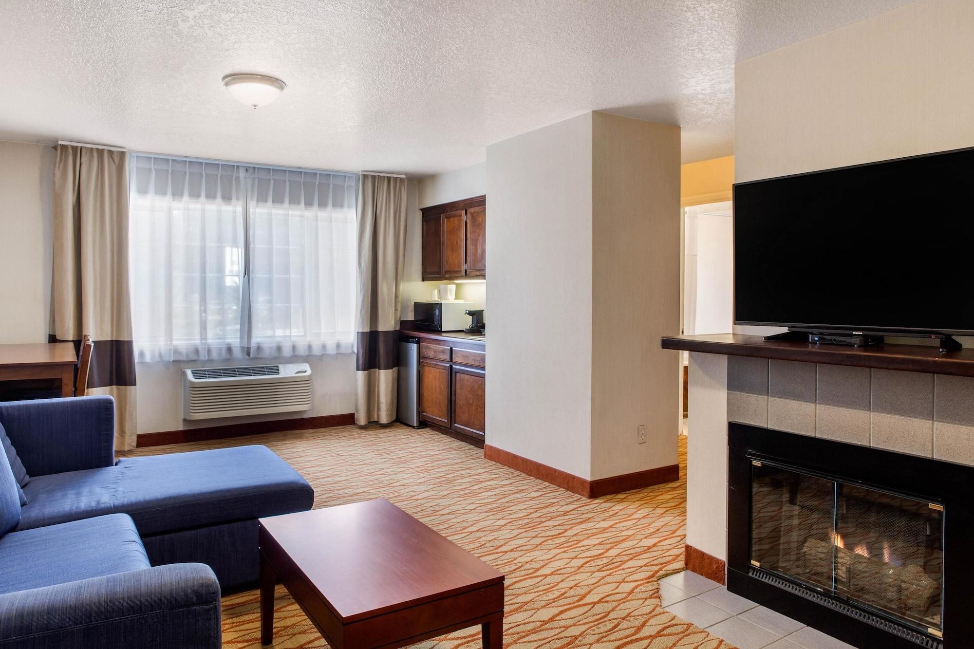 Comfort Inn Mount Shasta Area Уид Экстерьер фото