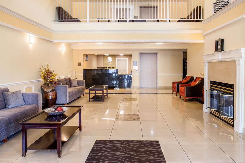 Comfort Inn Mount Shasta Area Уид Интерьер фото